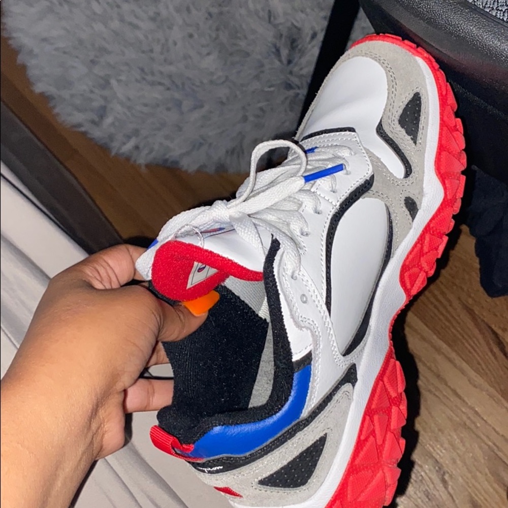 Women Champion shoes